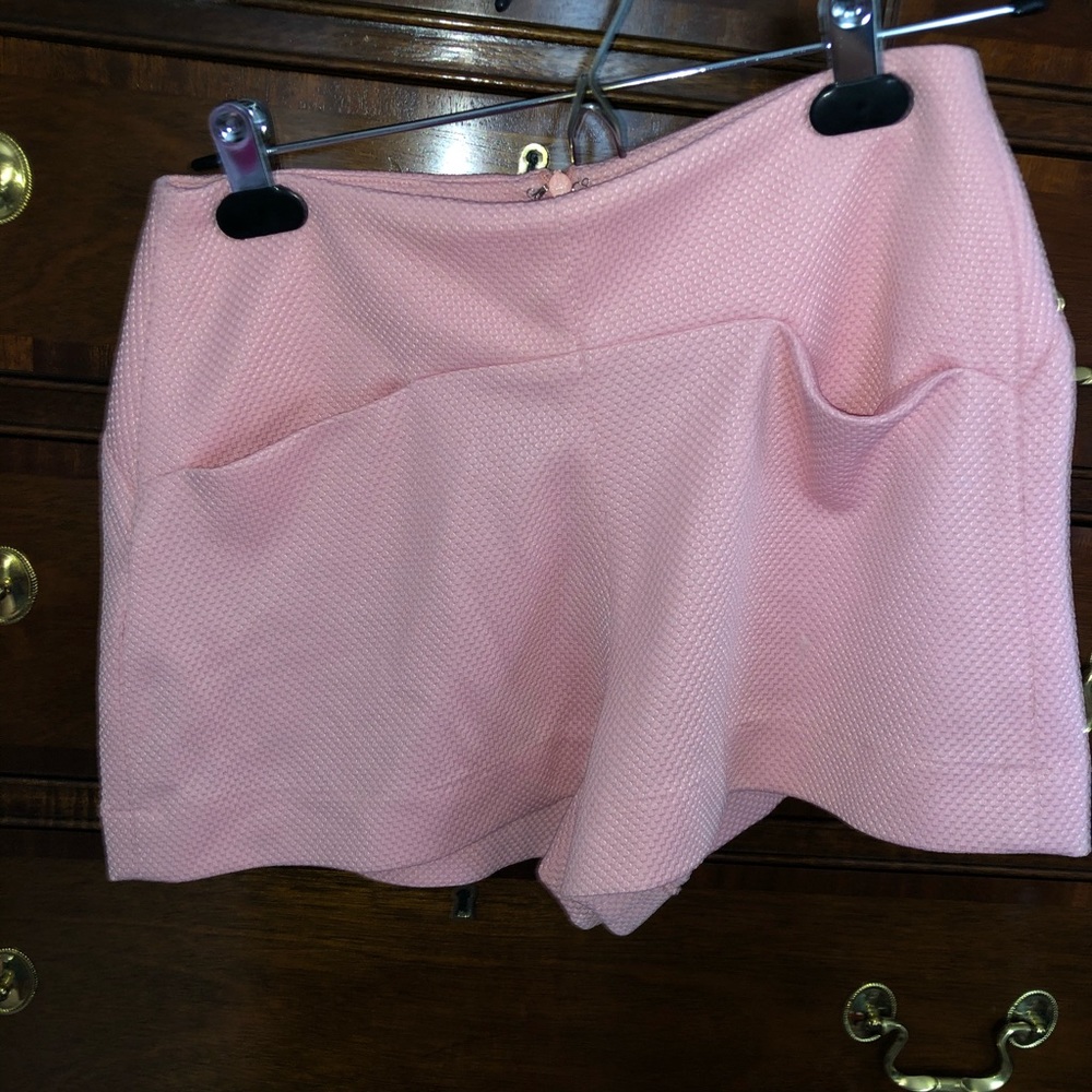BCBGeneration light pink shorts